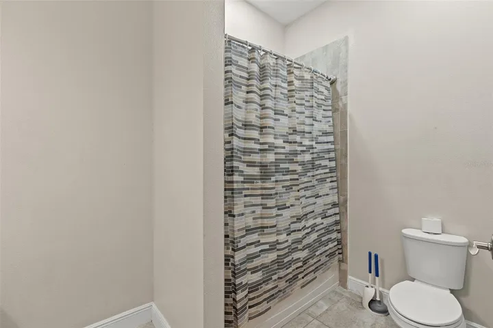 Tub/shower cominbation