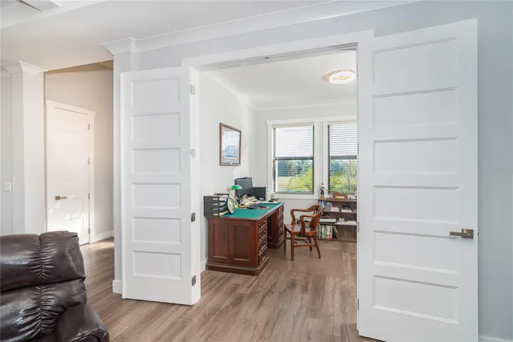 Office/Den/Bedroom