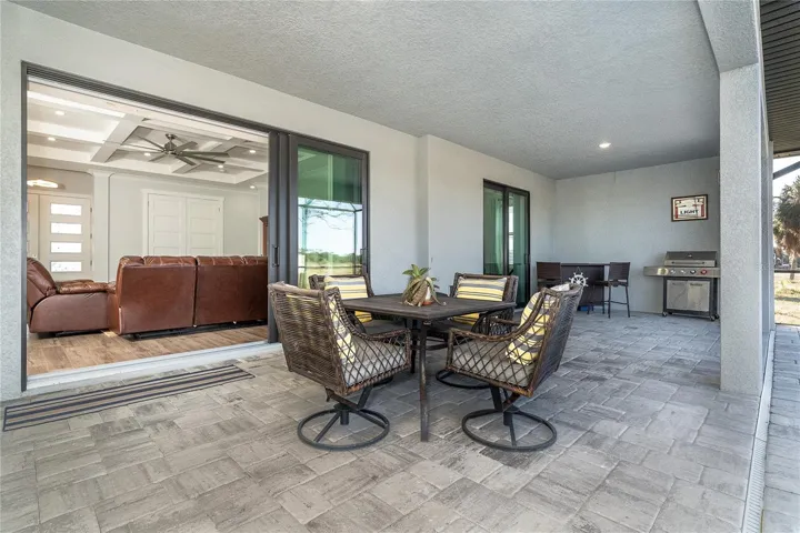 Large covered lanai