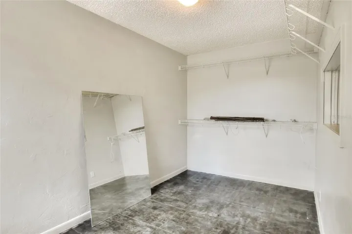 Guest Office/Closet