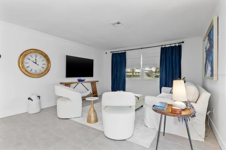 Living room - perfect for entertaining