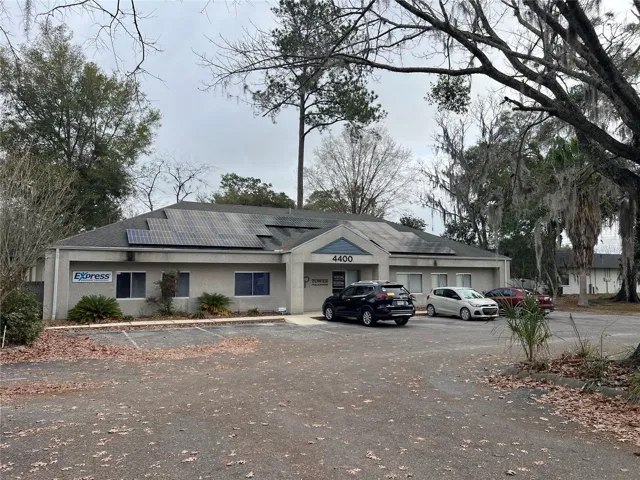 Outstanding Office Space to Lease in NW Gainesville!