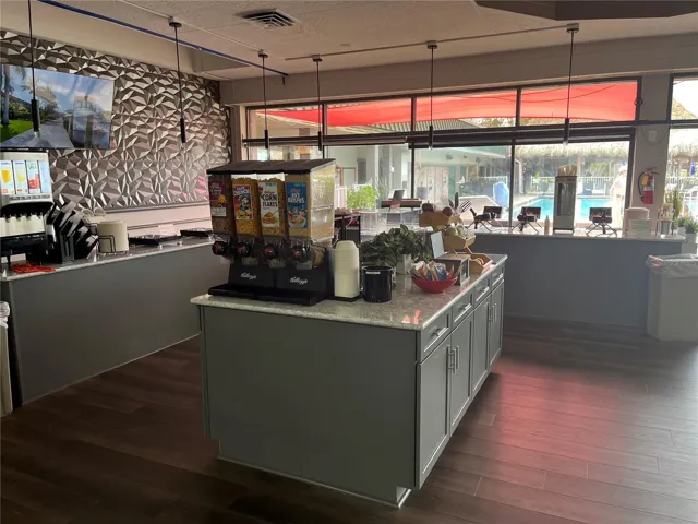 Breakfast Bar