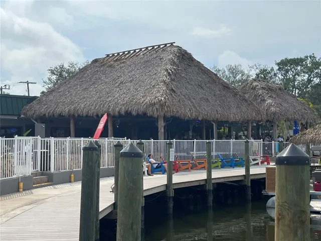 Brand New tiki Hut at Tarpon Bay Grill