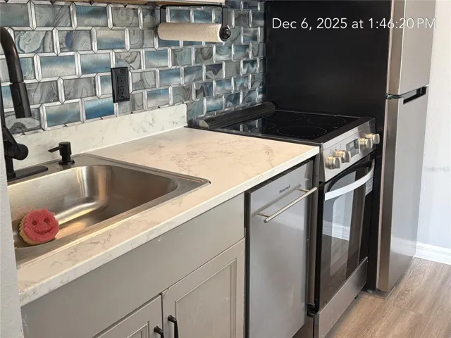 UNIT 3 - KITCHEN 2