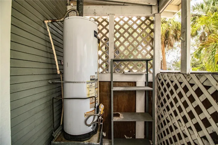 MAIN HOUSE - REAR SCREENED PORCH - GAS WATER HEATER