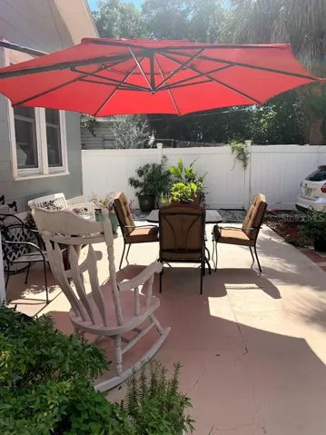 HOME - FURNISHED - PICTURES FROM LAST TENANT