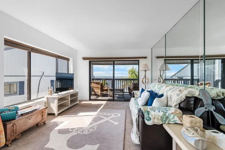 Great Room: Living Area