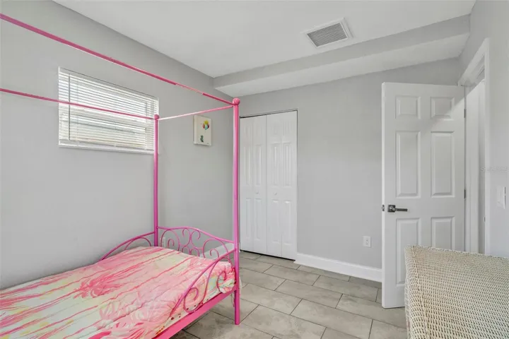 3rd bedroom and closet