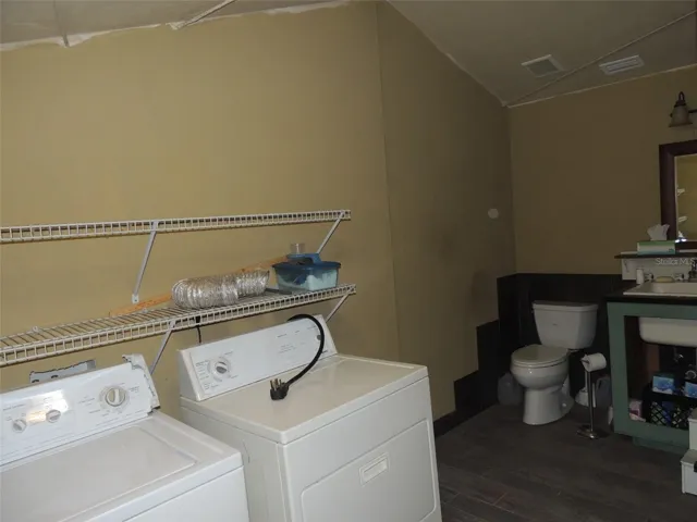 Upstairs Laundry and 1/2 bath