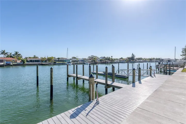 Boat dock available for an additional charge