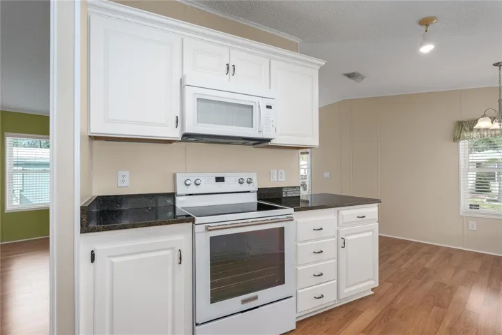 A46417773317 Denise Dr Ellenton, FL 34222