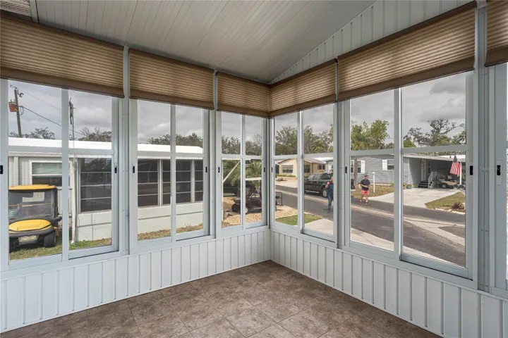 A46417773317 Denise Dr Ellenton, FL 34222Complete with Window treatments