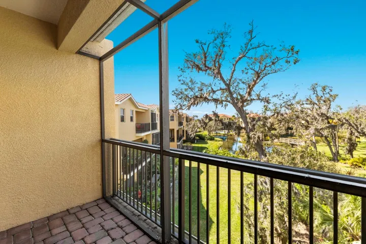 3rd floor balcony in primary bedroom