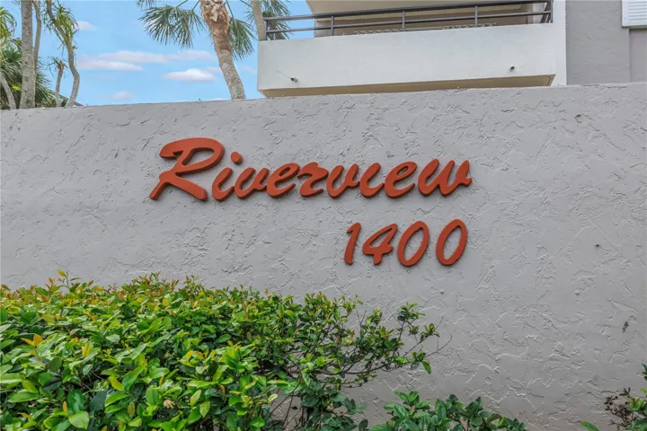 Riverview condo