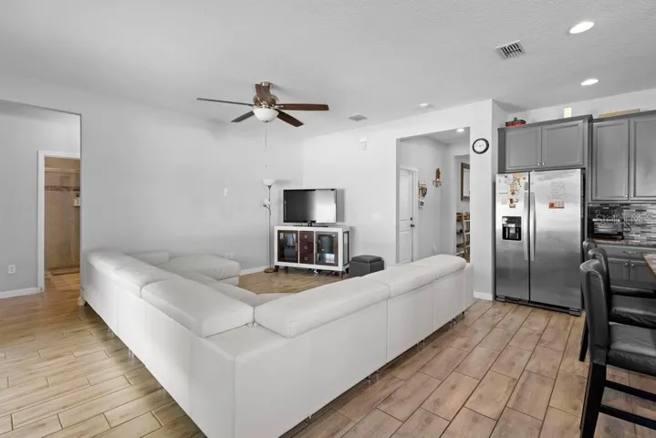living room perfect for cozy movie night or entertaining for holidays and or any occasion.