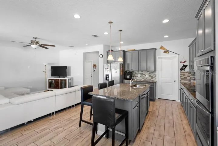 Large spacious great room
