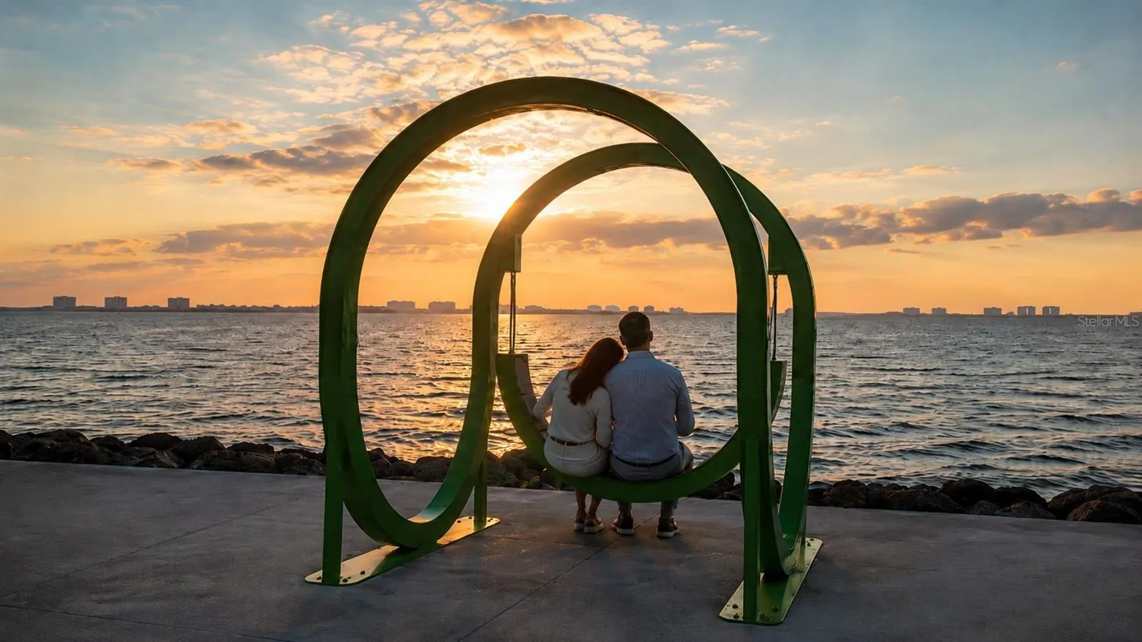 3-blocks to the Sarasota Bayfront