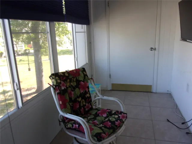BACK LANAI