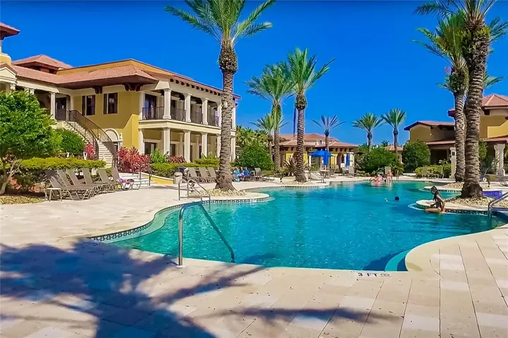 COMMUNITY POOL
