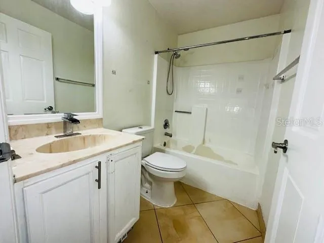 Bathroom 2_Shared