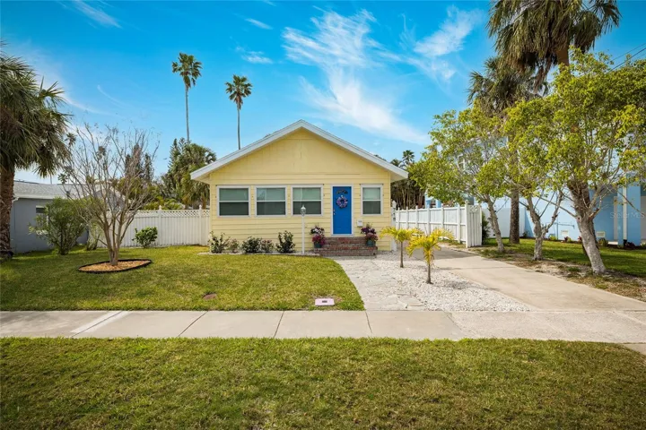 Beautiful North Beach Clearwater Cottage