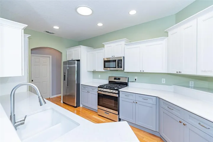 BRAND NEW SS APPLIANCES