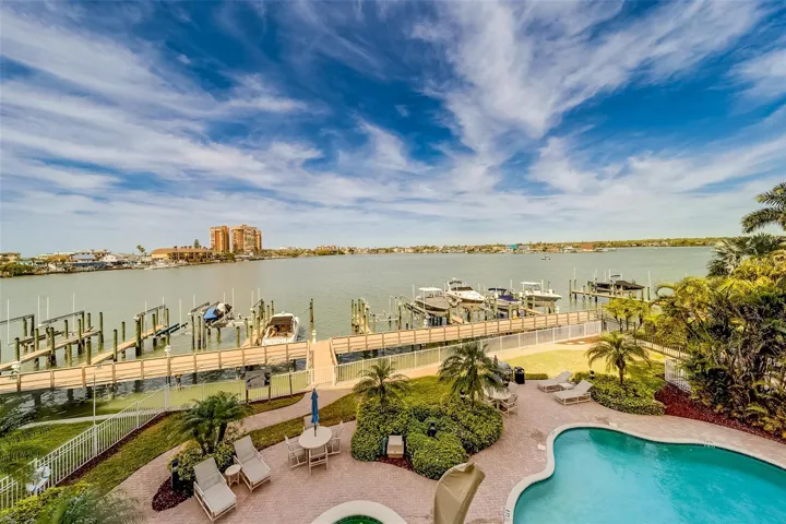 Pool deck