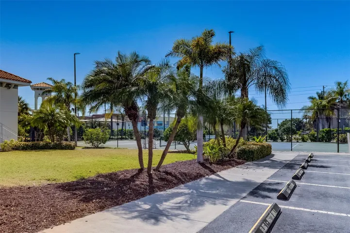 Parking by Tennis and Pickleball Courts