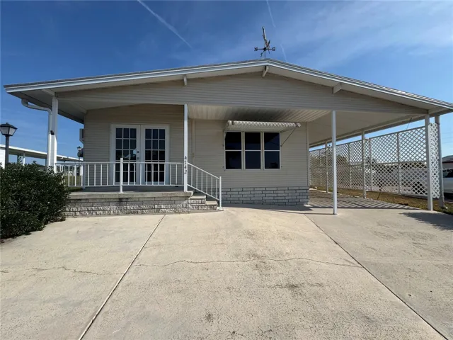 Welcome to 4742 Stuey Drive!