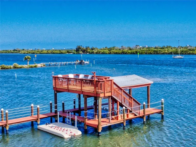 2 Story BoatHouse