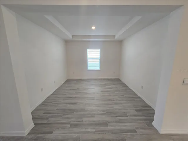 Dining Area/Flex Space with Tray Ceiling