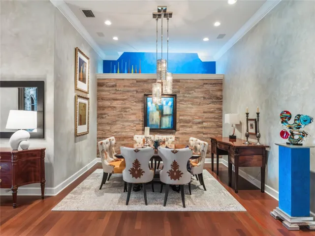 Formal dining room