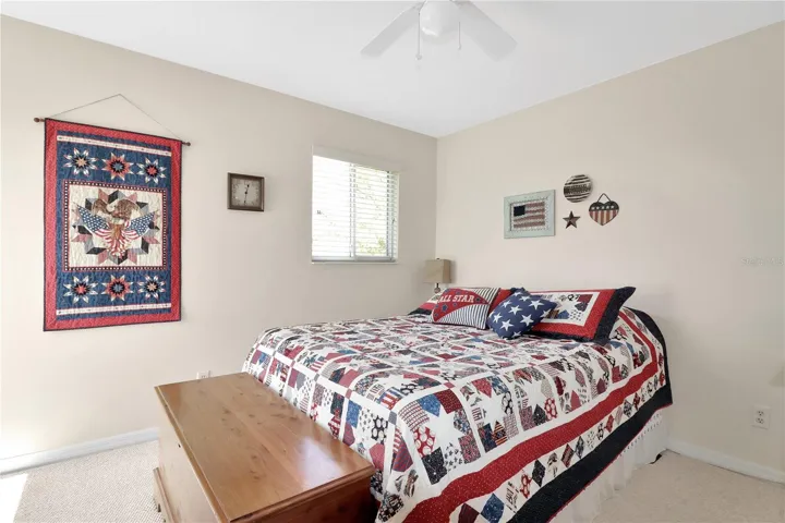 2nd bedroom