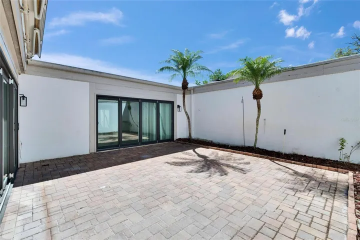 Patio w/Privacy Wall