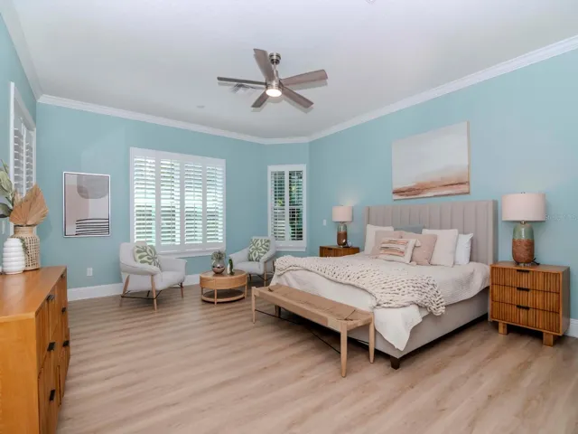 Expansive primary bedroom, sitting area