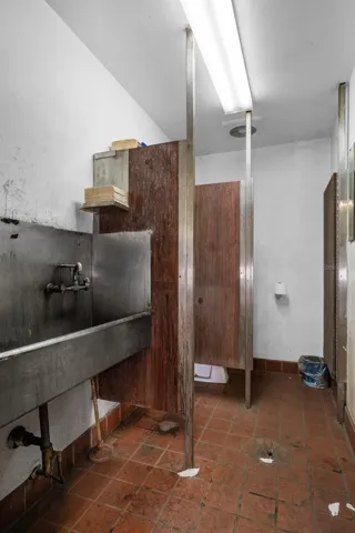 1170