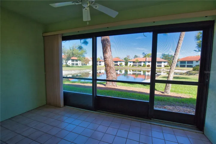 Large lanai- screened or enclosed