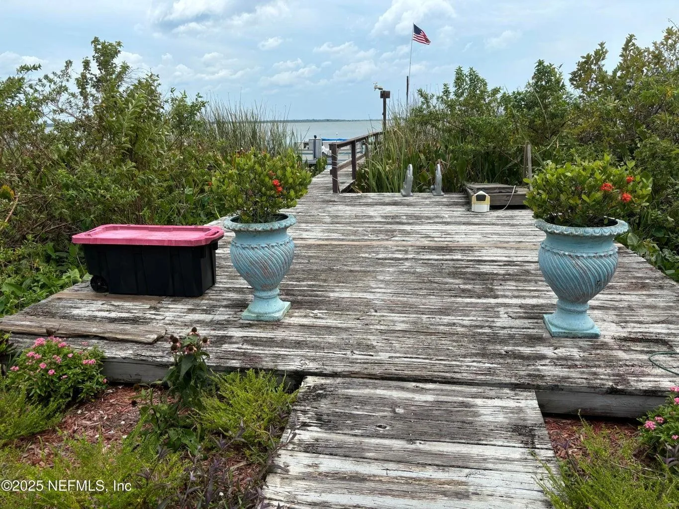 Dock