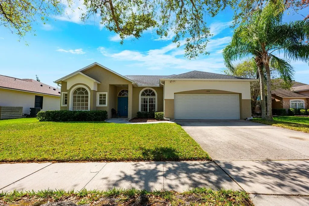 4-bedroom, 2.5-bath pool home