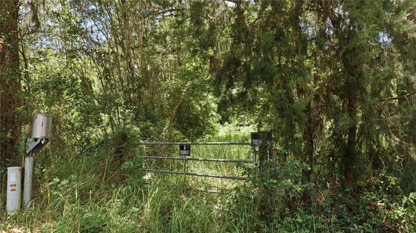 Gated and partially Fenced