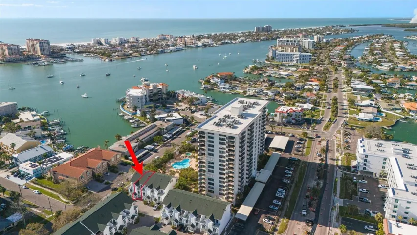 Condo/townhome location