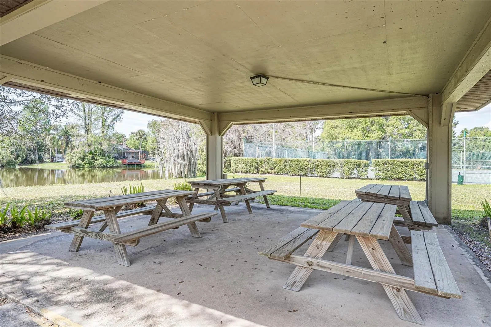HIDDEN HARBOR AMENITIES - GAZEBO WITH PICNIC TABLES