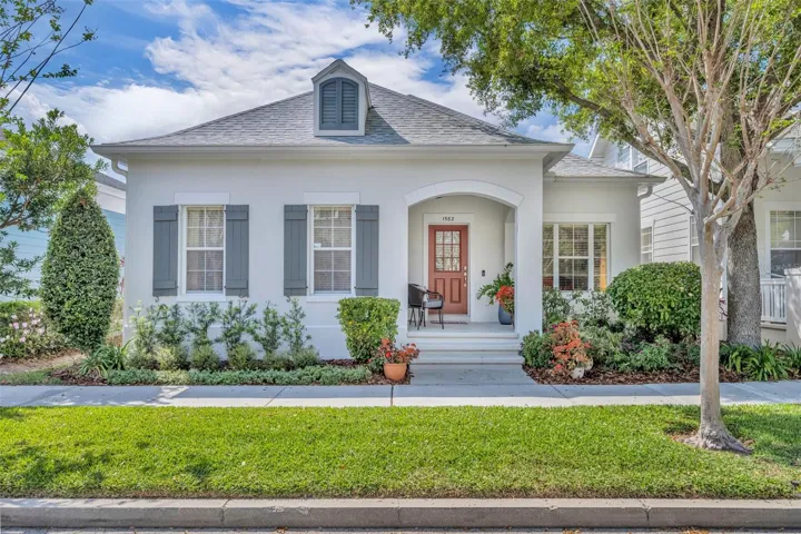 Welcome to 1582 Almond Avenue