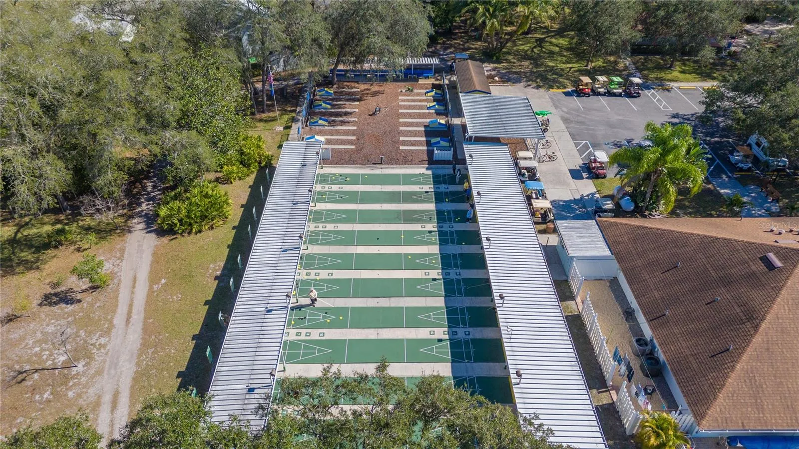 Community Amenity Center - shuffle board more!!!