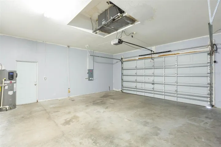 Large 2- Car Garage