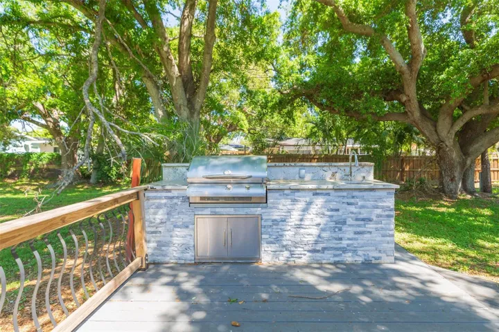 Fully Functioning Outdoor Kitchen