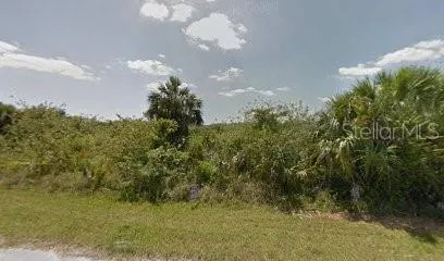 Lot Photo