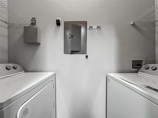 WASHER/DRYER