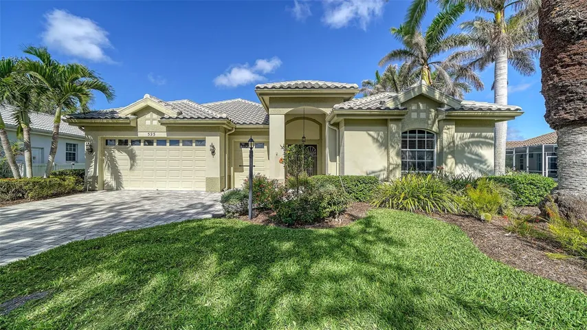 Great curb appeal!